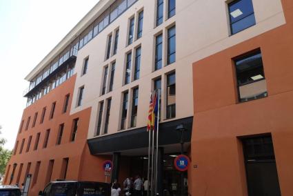 Fachada exterior de los Juzgados de Sa Gerreria en Palma de Mallorca, donde se tramitan los procesos de divorcio contencioso.